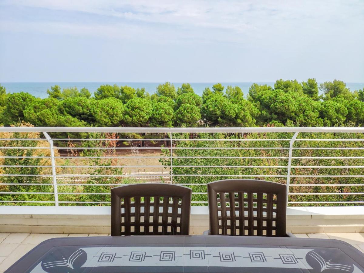 Homiday - Cerrano Park Resort Pineto Dış mekan fotoğraf