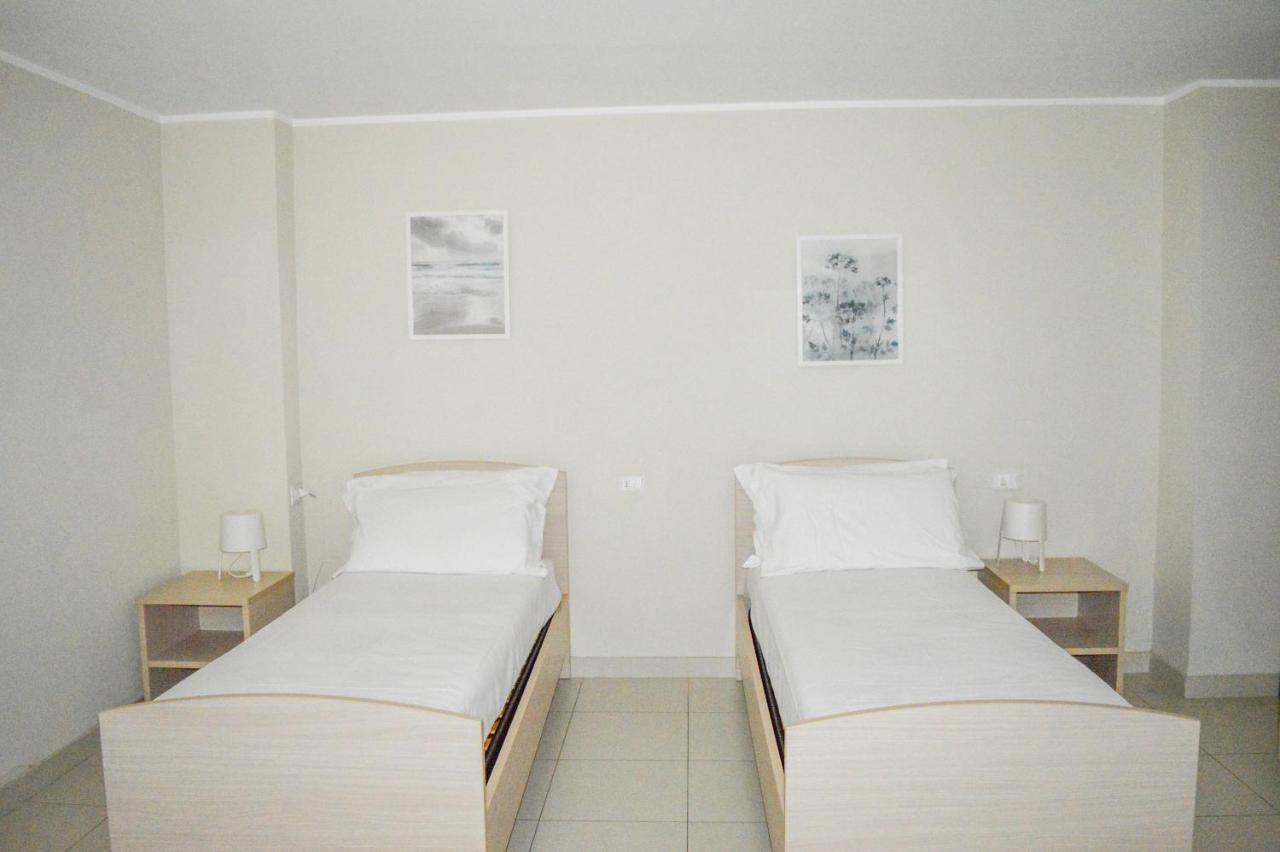 Homiday - Cerrano Park Resort Pineto Dış mekan fotoğraf