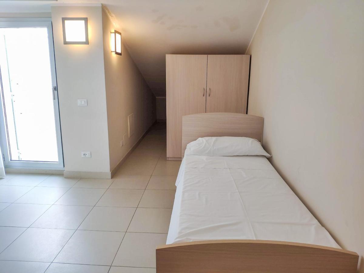 Homiday - Cerrano Park Resort Pineto Dış mekan fotoğraf